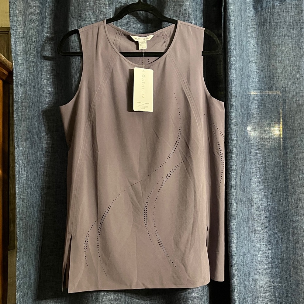Athleta refined zephyr laser tank